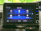 目的地設定や電話、Apple CarPlayなどの項目が画面にまとまり、必要な機能を選びやすい構成です。手元で確認しやすく、日々のお出かけをサポートします。