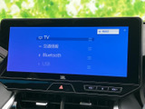 テレビや交通情報、Bluetooth、USBなどの選択肢が一覧で表示されます。使いたい音源や情報を画面から確認しやすく、普段の移動に合わせて便利に活用できます。