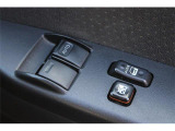 極限までこだわった仕入れで低価格を実現。低価格で良質なお車を全社総台数2,000台以上の在庫からお選びいただけます。営業時間 10:00〜19:00
