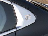 車両の詳細、ご質問につきましては、営業スタッフまでお気軽にご連絡下さいませ。遠方のお客様には実車の詳細動画送信も承ります。お問合せをお待ち致しております。
