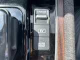 【運転席操作部】『運転席周辺の装備』の画像になります。快適なドライブを楽しむための機能が装備されています!運転席から触れるので使いやすいです!