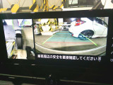 アラウンドビューモニター付き!車両を真上から見ているような映像で車庫入れも安心!!
