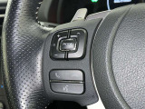 ステアリングスイッチ装備!運転しながら手元でオーディオの操作などができます。