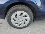 右後ろのタイヤです。タイヤの横に175/65R15のサイズが書かれています。