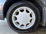 純正ホイール205/60R15♪ノーマルタイヤ装着車♪各種アルミホイールや、スタッドレスタイヤも取扱いしております。是非ご相談ください♪