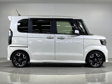 ■納車前に法定点検を実施いたします。整備料金、消耗部品代は車両本体価格に含まれております。Honda車に精通した弊社サービススタッフによる整備を実施いたします