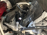 お車を安心してお乗りいただく為には、足回りの定期点検が欠かせません。サービスサポート(有償保証)では無料点検もご提供しており、安心のカーライフをお過ごしいただけるサポート体制が整っています。