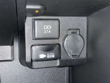 シガーソケット用の充電器が使用可能です!
