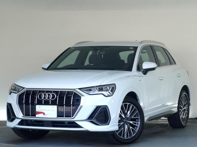 Q3 35 TFSI Sライン