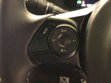 【ステアリングスイッチ】左です。ハンドルから手を離さず、運転に集中したまま手元でオーディオ操作等ができます。