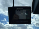 【ドライブレコーダー】映像・音声などの運転中の記録を残します。事故などを起こした起こされた時の証拠になりえますので、もしも時でも安心ですね。