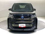 「フロントマスク」です。車の印象を決めるのは【顔】。この車の顔つきは、きっとあなたにピッタリ!?