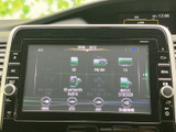 FM・AMやテレビ、Bluetooth Audioなど、選べる音源が画面に一覧表示されます。使いたい項目を見つけやすい表示で、通勤やお出かけの際も気分に合わせた音楽やメディアを楽しめます。