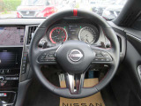 NISMO専用本革巻ステアリング(レッドセンターマーク付)