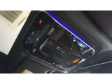 メルセデスジャパンが定めるサーティファイドカー(認定中古車)として登録を致しますので、納車時にはタイヤやバッテリー等も規定以下の数値であれば、整備代金を頂かず、無償で交換となります。ご安心下さい。