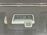 【スズキ セーフティサポート】走行中に前方の車両等を認識し、衝突しそうな時は警報とブレーキで衝突回避と被害軽減をアシスト。より安全にドライブをお楽しみいただけます。
