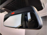☆BMWのルームミラーには自動防眩機能が備わっております。後続車のヘッドライトの明るさで幻惑されるのを防止☆