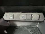 シガーソケット用の充電器が使用可能です!