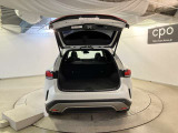 ハンズフリーパワーバックドアオプション付きのお車です。両手に荷物を持ったままバックドアを開けることができるので、便利です。