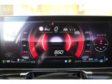 昼夜を問わず計器類はいつでも見やすいので安全に運転できます。また、どのモデルでも基本設計が共通の為乗り換えても違和感がありません。
