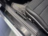 「PORSCHE」ロゴ、LEDドア カーテシーライト