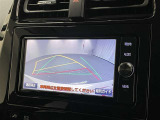 バックモニター付きです。後退時に車両の後ろ側を画面に表示します。車庫入れなどでバックする際に後方確認ができ便利です。