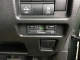 ETCが装着されています。再セットアップ後高速道路の料金所をノンストップで通過できて大変便利です。