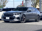 BMW i5ツーリング M60 xドライブ 4WD