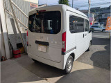 エンジンオイルは汚れ具合に関わらず、全てのお車交換しております。当店のこだわりの1つです。