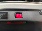 電動リアゲート付でお荷物の積み込み・取り出しが楽々にできます。