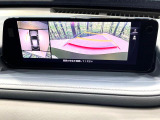【360&deg;ビューモニター】専用のカメラにより、上から見下ろしたような視点で360度クルマの周囲を確認することができます☆死角部分も確認しやすく、狭い場所での切り返しや駐車もスムーズに行えます。