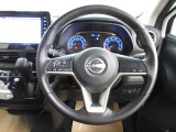 運転が楽しくなる明るく開放的な運転席まわりです。プロパイロットで高速など運転支援で疲れを軽減してくれます!