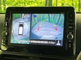 【アラウンドビューモニター】専用のカメラにより、上から見下ろしたような視点で360度クルマの周囲を確認することができます☆死角部分も確認しやすく、狭い場所での切り返しや駐車もスムーズに行えます。