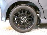 【純正アルミ】純正アルミ装備車です。走りもキビキビ見た目も格好良いです。見た目を重視する方には欲しい装備です!