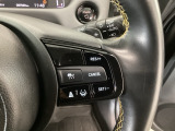 【アダプティブ・クルーズ・コントロール】予め設定した車速内でクルマが自動的に加減速。 前走車との適切な車間距離を維持しながら追従走行し、高速道路でのドライバーの疲労を軽減してくれる嬉しい機能付♪
