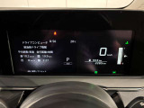見やすいメーター周り!!カラーディスプレイには運転をサポートするさまざまな情報が表示されます(^^♪