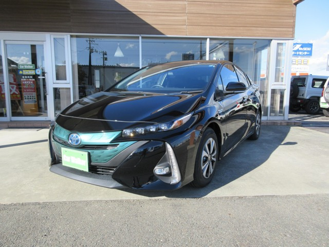 トヨタ プリウスPHV 
