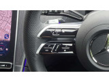 運転中も操作しやすいステアリングスイッチ付き!ボリューム調整など、運転中のちょっとした操作はハンドルを放すことなく操作可能です!