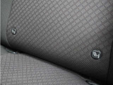 ◆ISOFIX◆シートベルトいらずでチャイルドシートと固定金具を連結するだけでガッチリ固定できます。