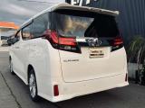 中古車は一物一価。お客様にピッタリなお車に会えるように、スタッフが全力でサポート致します!豊富な知識を持ったスタッフと共に、あなただけの1台を一緒に見つけましょう!