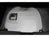 もしもの時のパンク修理キット。空気バルブに薬剤を入れて電動コンプレッサで空気を送り込むだけなので危険な作業や体力が少なくてすみます。ですがあくまで応急処置の為本修理が必要です。