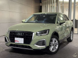 ・斜めからAudiを見るとプレス技術の高さを感じることができます。