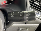 【オートライト(AUTO)】外の明るさをシステムが感知して、自動でヘッドライトが点灯します!ヘッドライトをつけ忘れを防ぐ便利機能です。