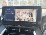 テレビ映像を画面で楽しめる装備です。停車中にニュースや番組を視聴でき、待ち時間の過ごし方にも便利。画面上で内容を確認しやすく、車内でのひとときを快適に彩ります。