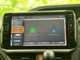 画面からナビやオーディオのメニューを選べるほか、Apple CarPlayやAndroid Autoの表示も確認できます。日常の移動中に使いたい機能へアクセスしやすい構成です。