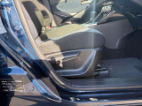 運転席のシートの高さを調節できるシートリフター機能が備わっています。身長の低い女性や広い視野を確保したい場合に役立ちます!