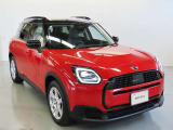 フロントフェイスはMINIアイコンとして永らく愛されるデザイン性の良さと、ブランドの魅力を感じる事ができます。