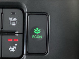 ★ECONスイッチ★ エコドライブを加速しよう!スイッチをONにすると、運転の仕方によるロスを抑え込み燃費をよくするようクルマが頑張ります(*^ー^*)燃費向上にチャレンジ♪