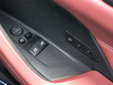 車両の詳細、ご質問につきましては、営業スタッフまでお気軽にご連絡下さいませ。遠方のお客様には実車の詳細動画送信も承ります。お問合せをお待ち致しております。