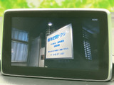停車中にテレビなどの映像を画面で視聴でき、休憩時のひとときを過ごす際にも活用できます。画面表示が大きく、映像を確認しやすい点も便利です。